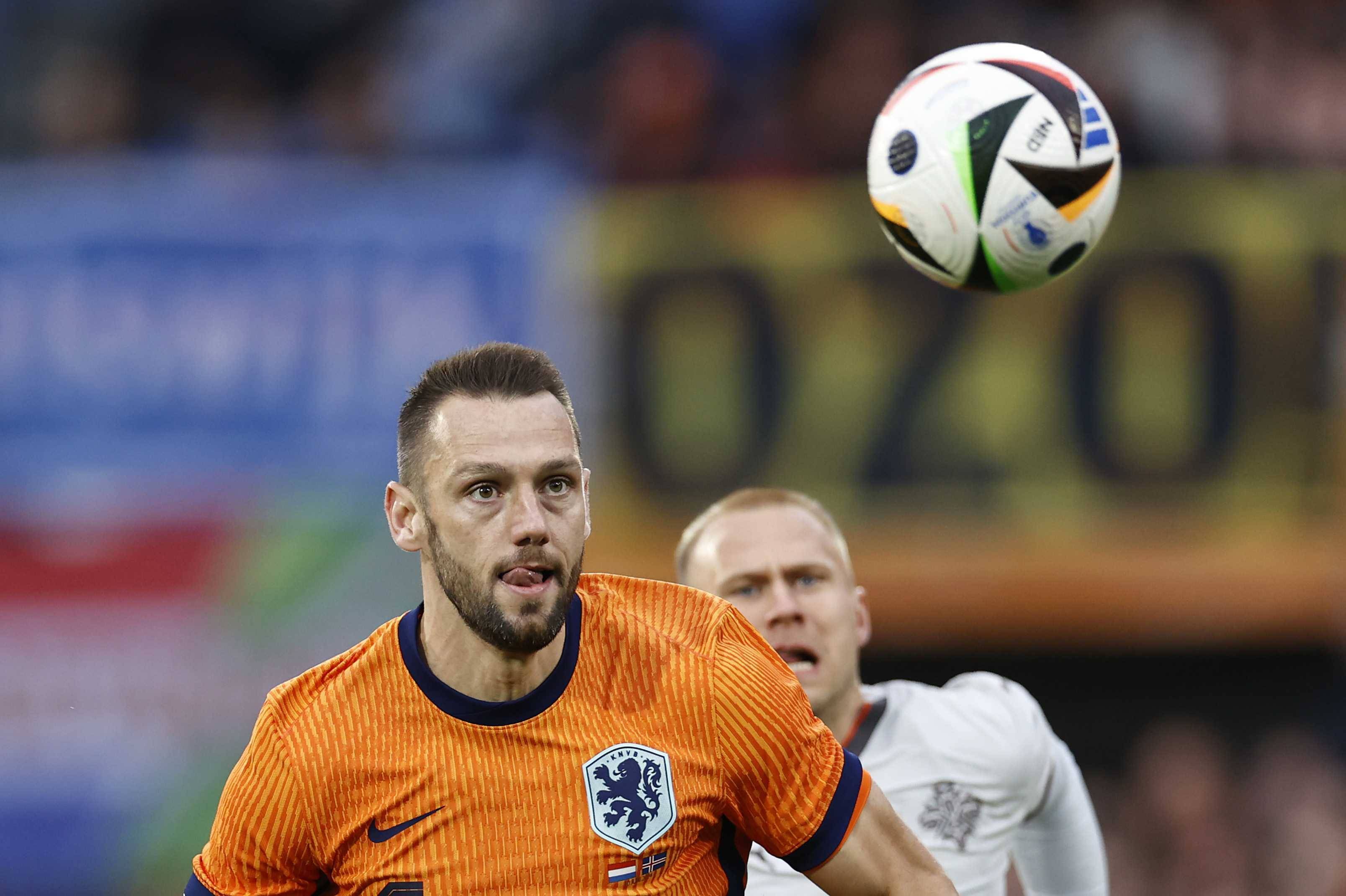 弗赖堡球员接受采访谈及对手战术研究的简单介绍 弗赖堡球员接受采访谈及对手战术研究的简单介绍