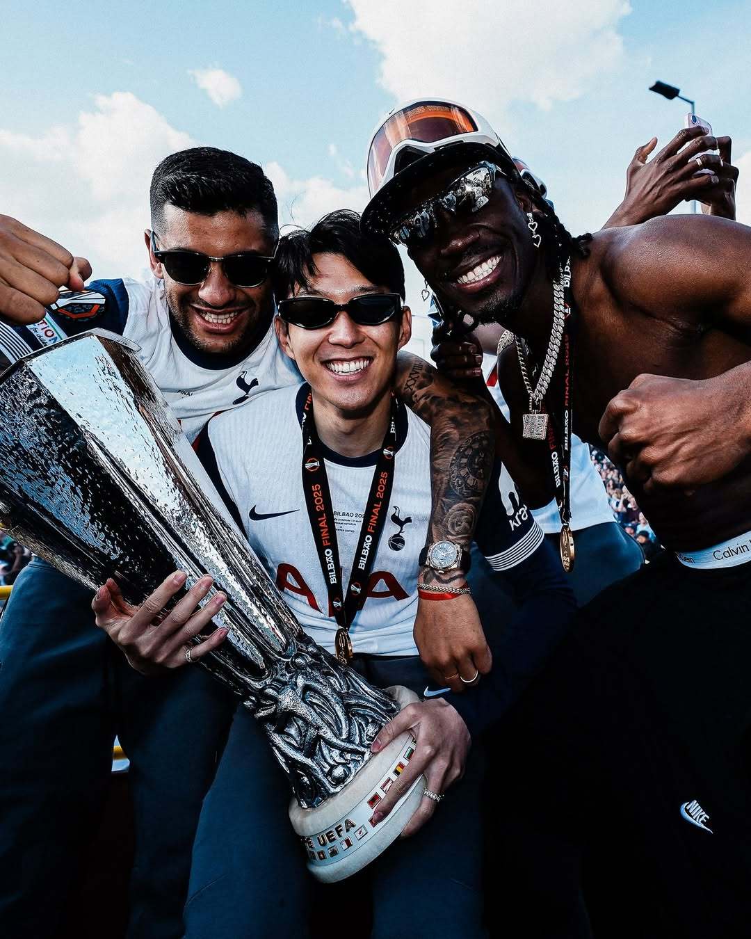 开云体育在线-南美篮球赛事备受瞩目，球员表现亮眼！的简单介绍