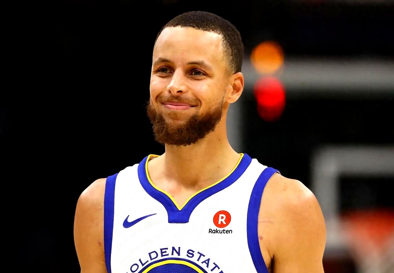 球员年薪透露,篮球联赛迎来薪酬革新的简单介绍 球员年薪透露,篮球联赛迎来薪酬革新的简单介绍