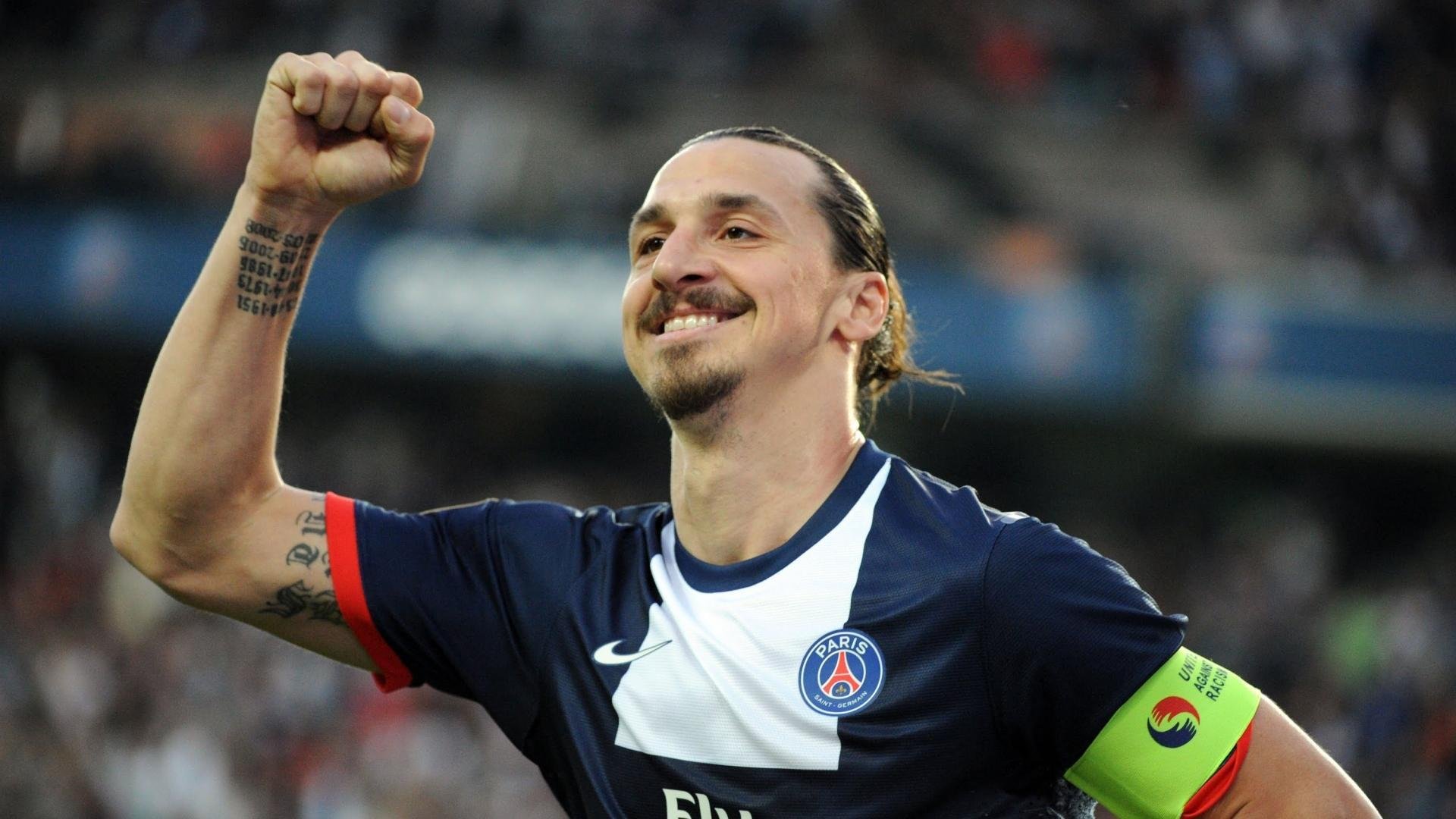 世界杯之夜，詹姆斯末节接管比赛